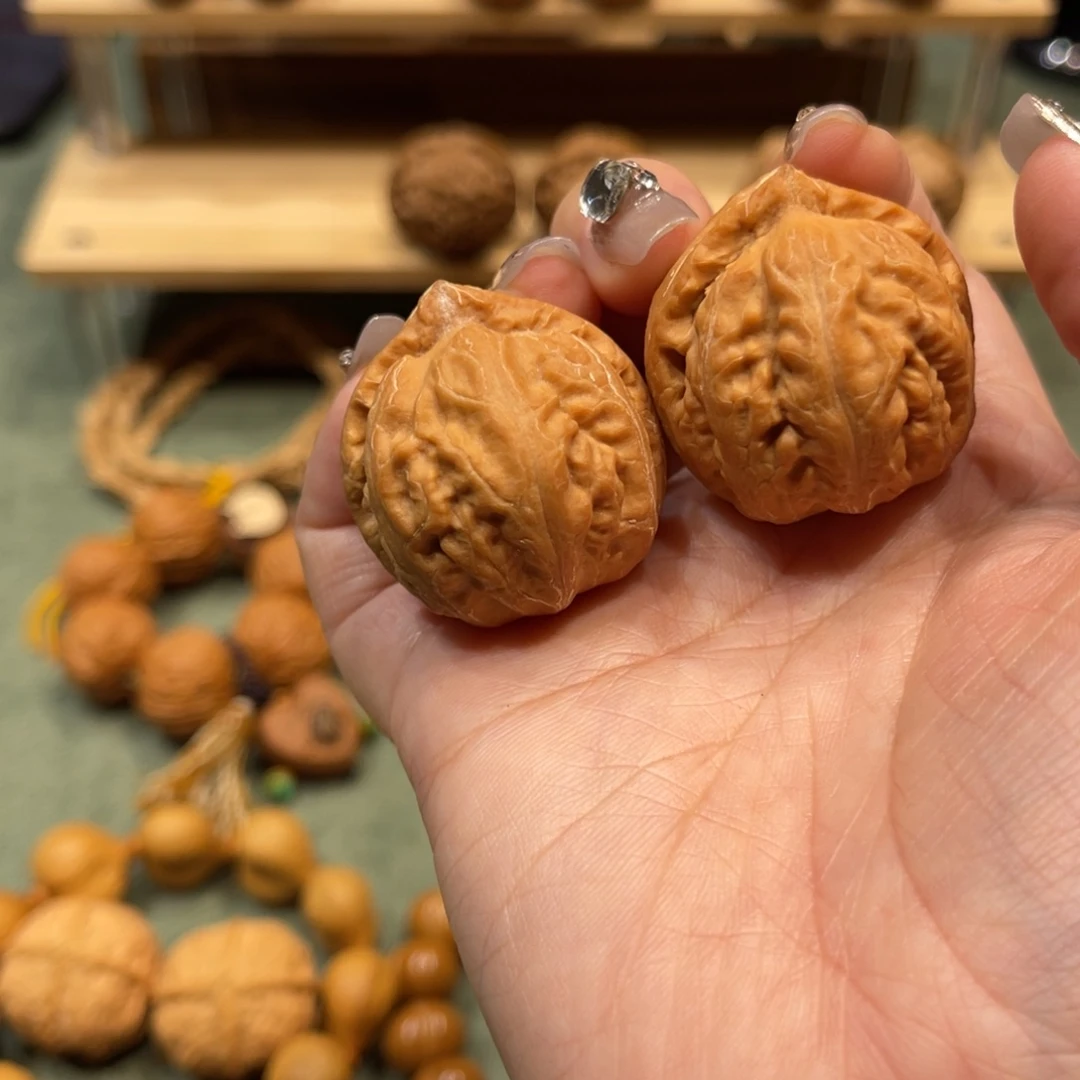 把件文玩核桃巨蛇骨全品