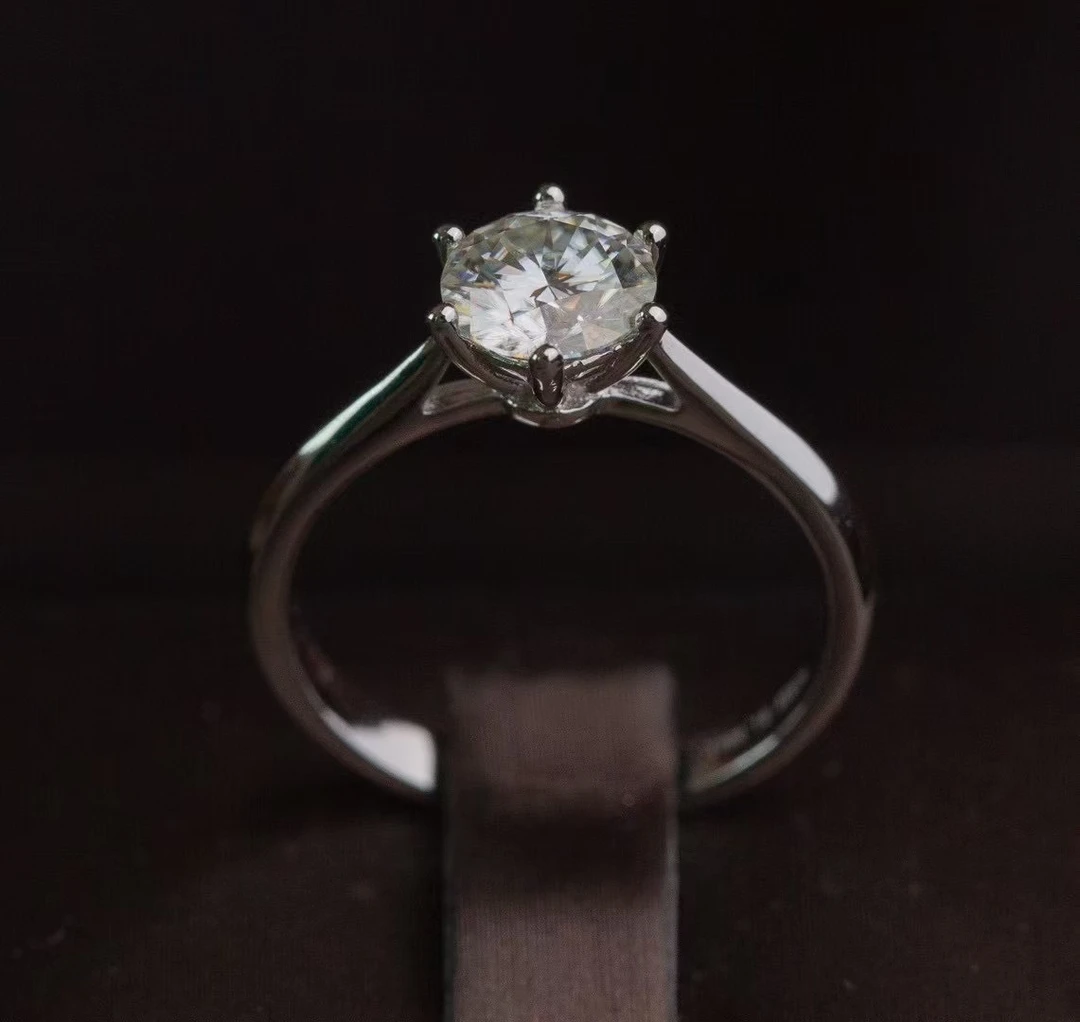 中秋福利甄选  周家六爪戒指   0.5 ct    高端定制轻奢款