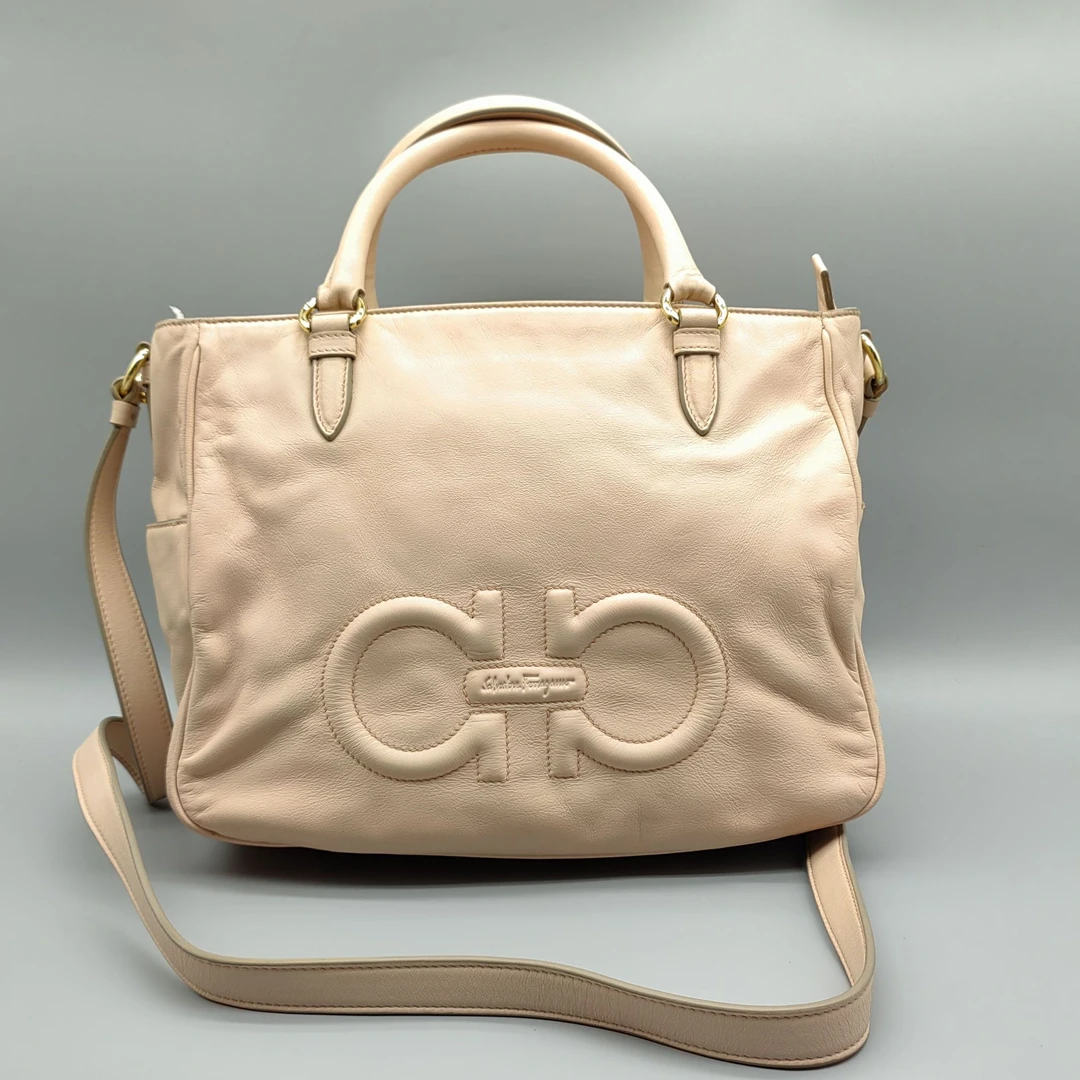 95新 FERRAGAMO/菲拉格慕  裸粉色手提斜挎包  1641 7552