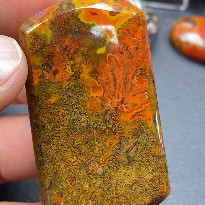 玛瑙/玉髓颈饰未镶嵌求*?