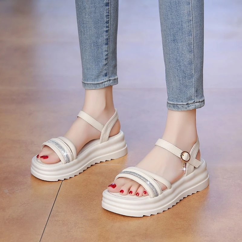 2025年凉鞋法式一字扣带女外穿厚底沙滩鞋罗马鱼嘴感夏季新款仙女