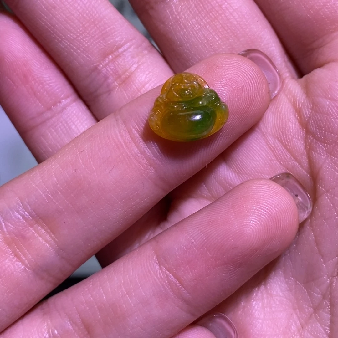 翡翠未镶嵌颈饰吊坠