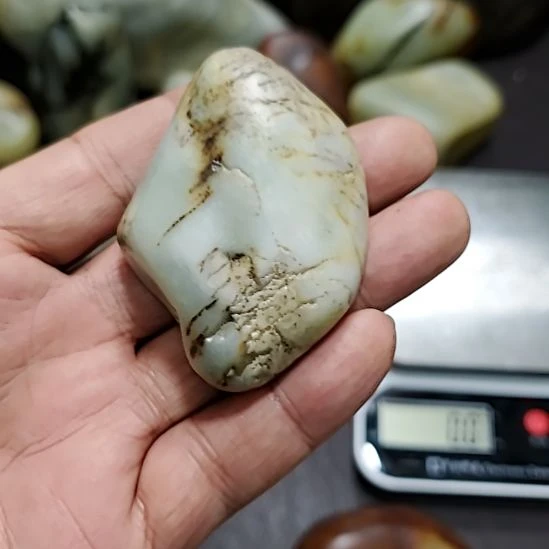 尚***文和田玉（糖玉）未镶嵌挂件