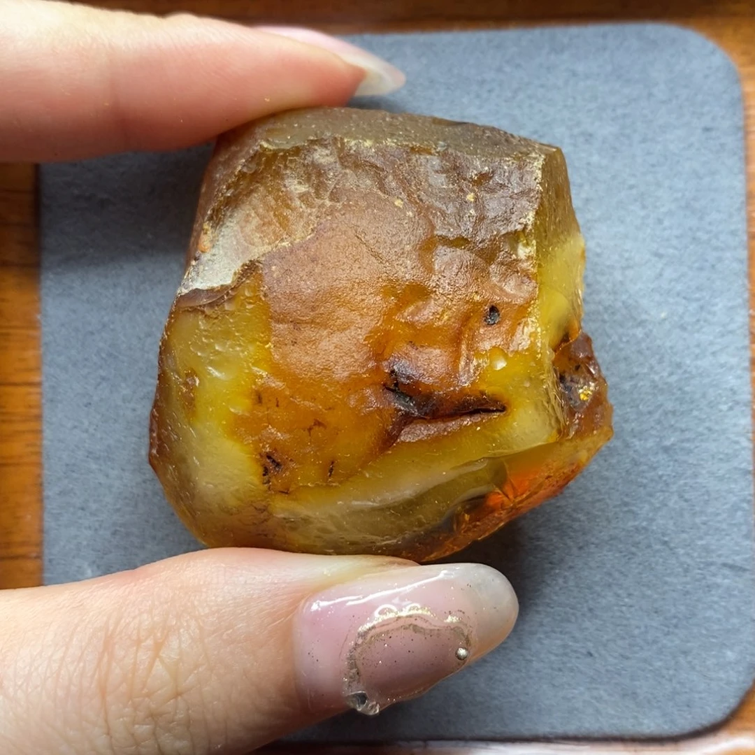 定制琥珀未镶嵌陈