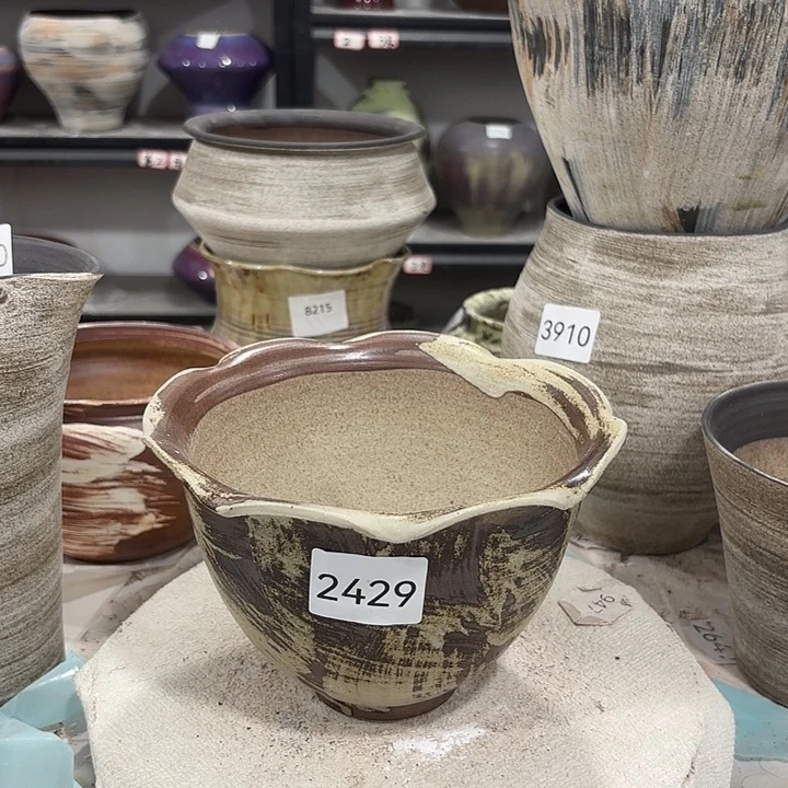 摆件高12，外口18，无孔2429