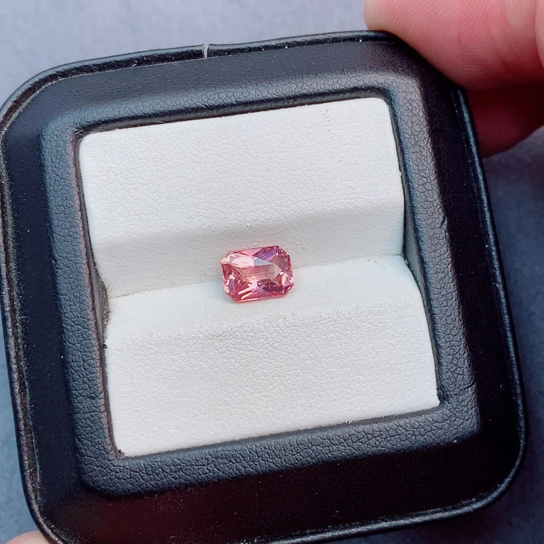 未镶嵌珠宝半成品碧玺1.56ct