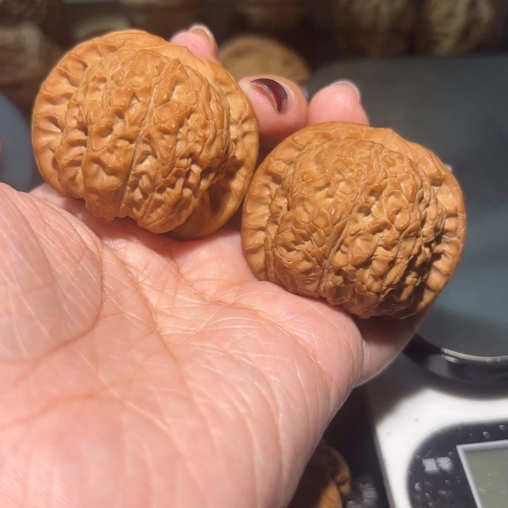 把件文玩核桃42全品血麒麟