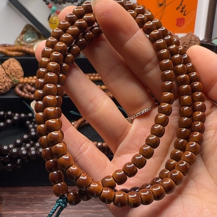 吊坠紫金鼠6*5纯肉孤切脖挂，少棕线