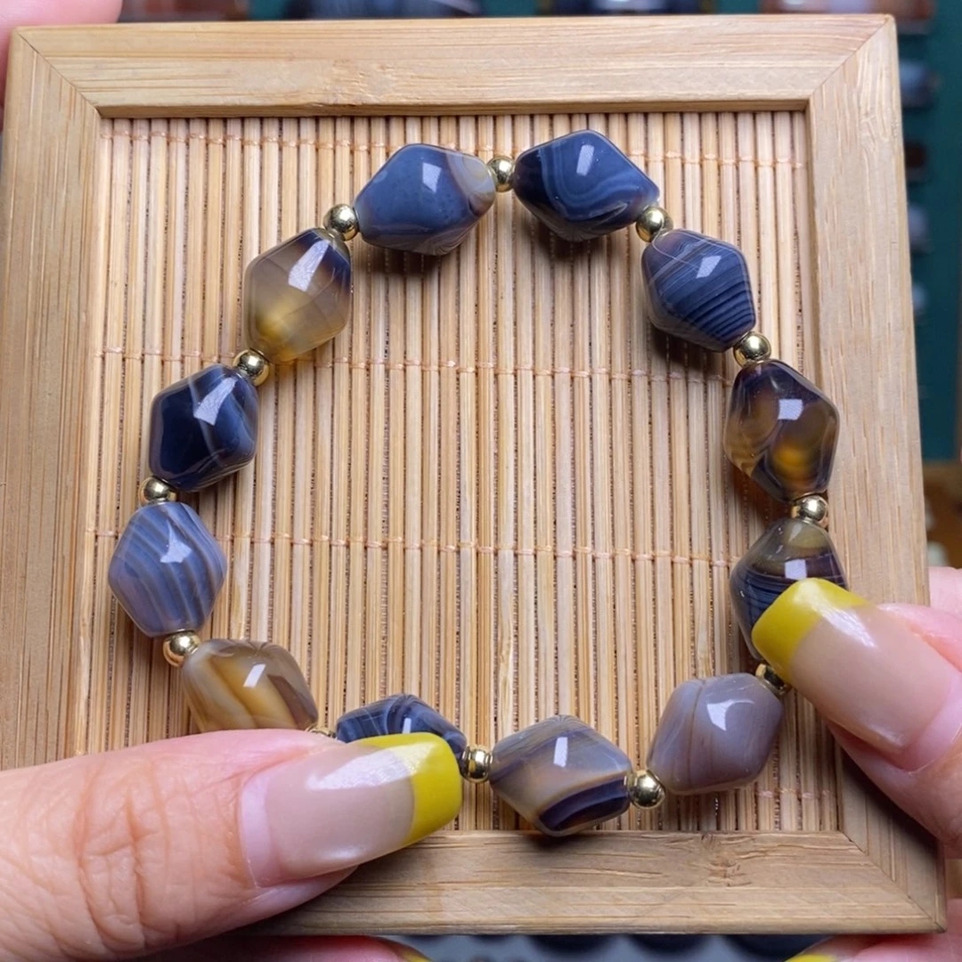 未镶嵌玛瑙/玉髓珠宝半成品