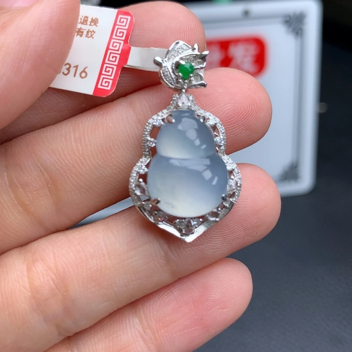 吊坠(不含链)18K金镶嵌翡翠