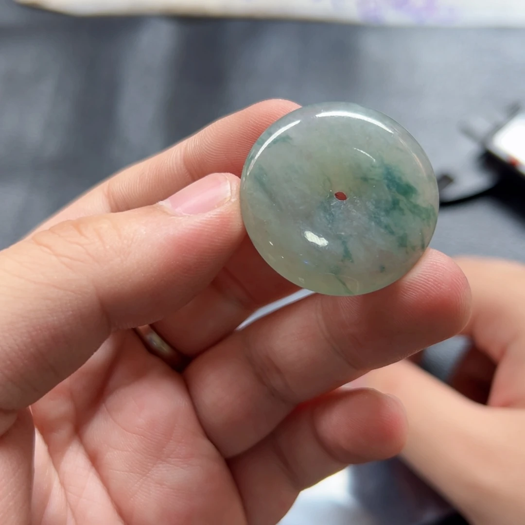 定制翡翠未镶嵌平安扣