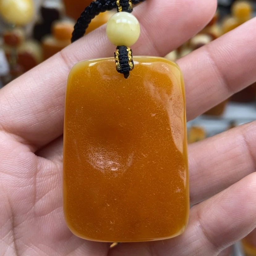 【闪购商品】琥珀颈饰未镶嵌