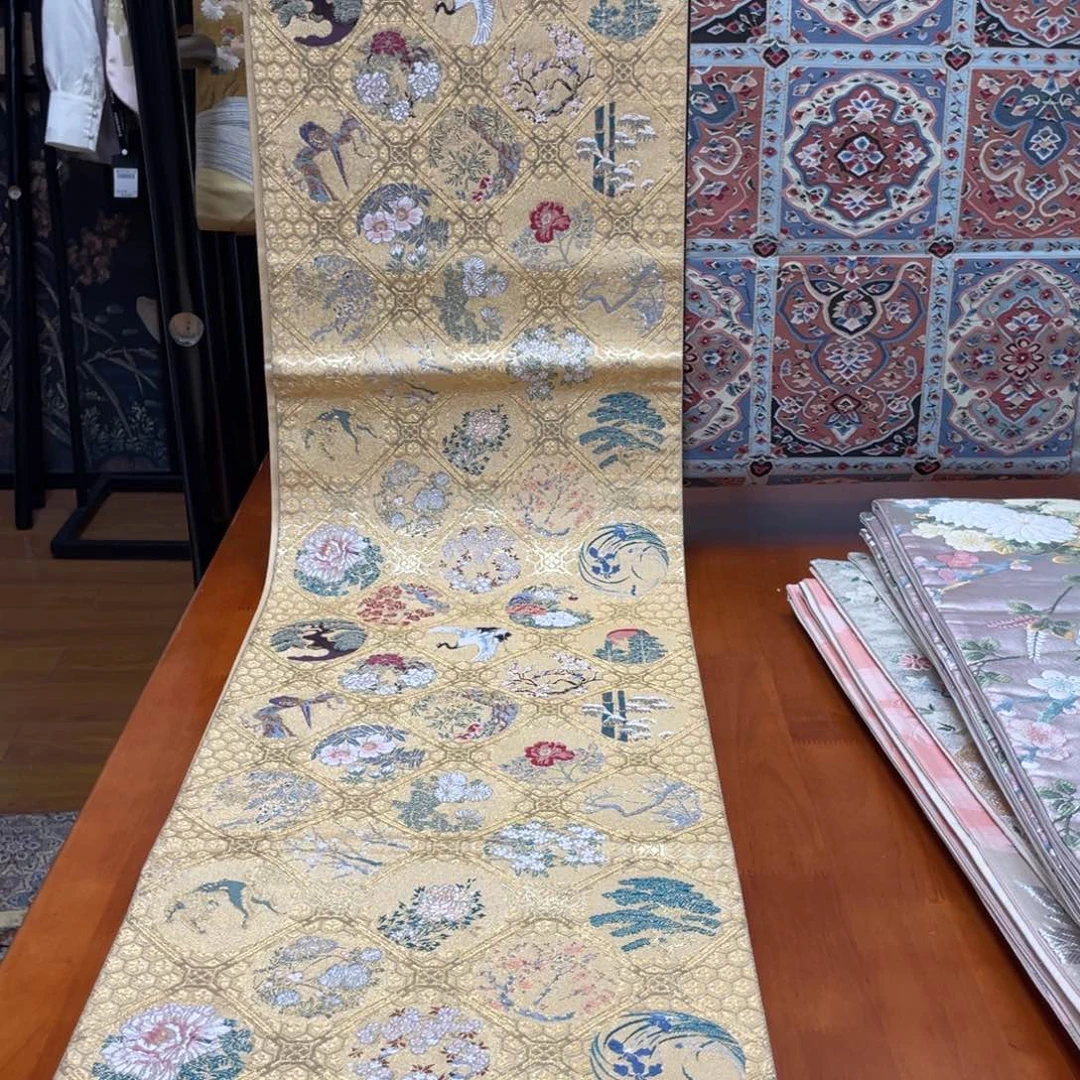 织绣伞松阁名画集