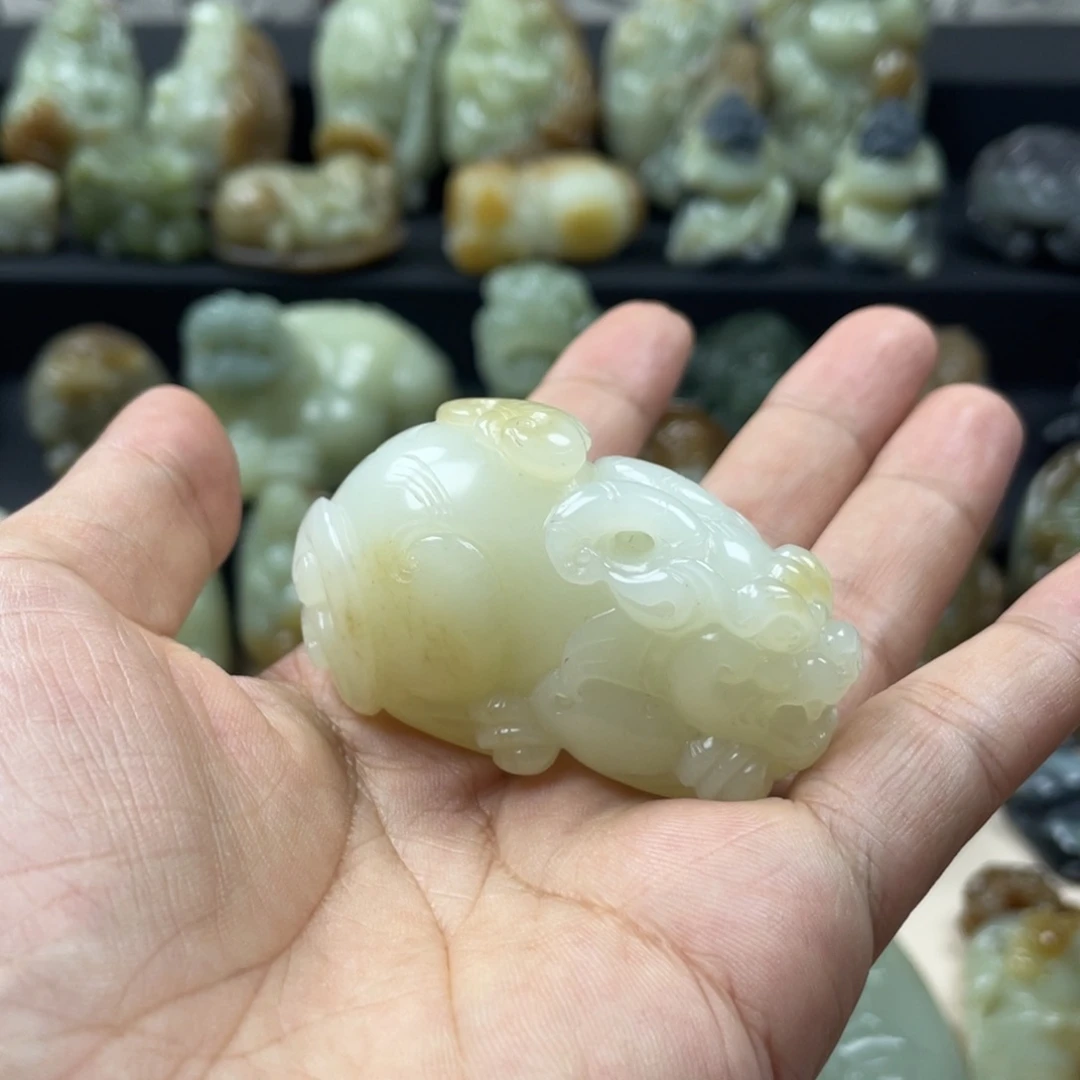 北***2颈饰未镶嵌和田玉