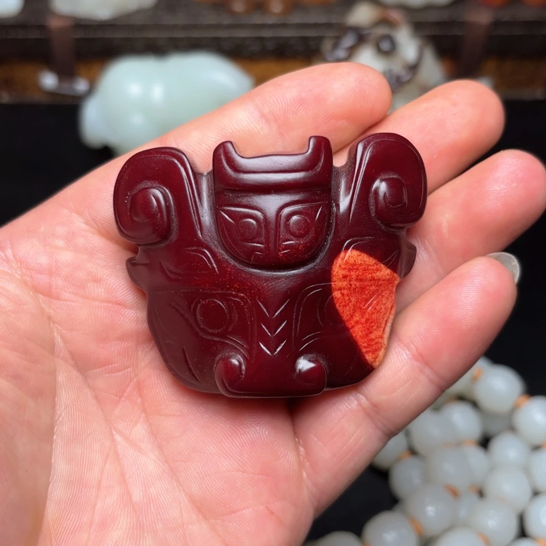 和田玉挂件未镶嵌人**值