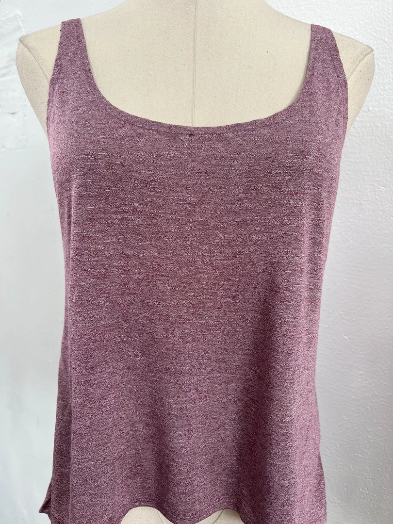 T34针织冰丝吊带背心女装新款夏季无袖上衣打底百搭