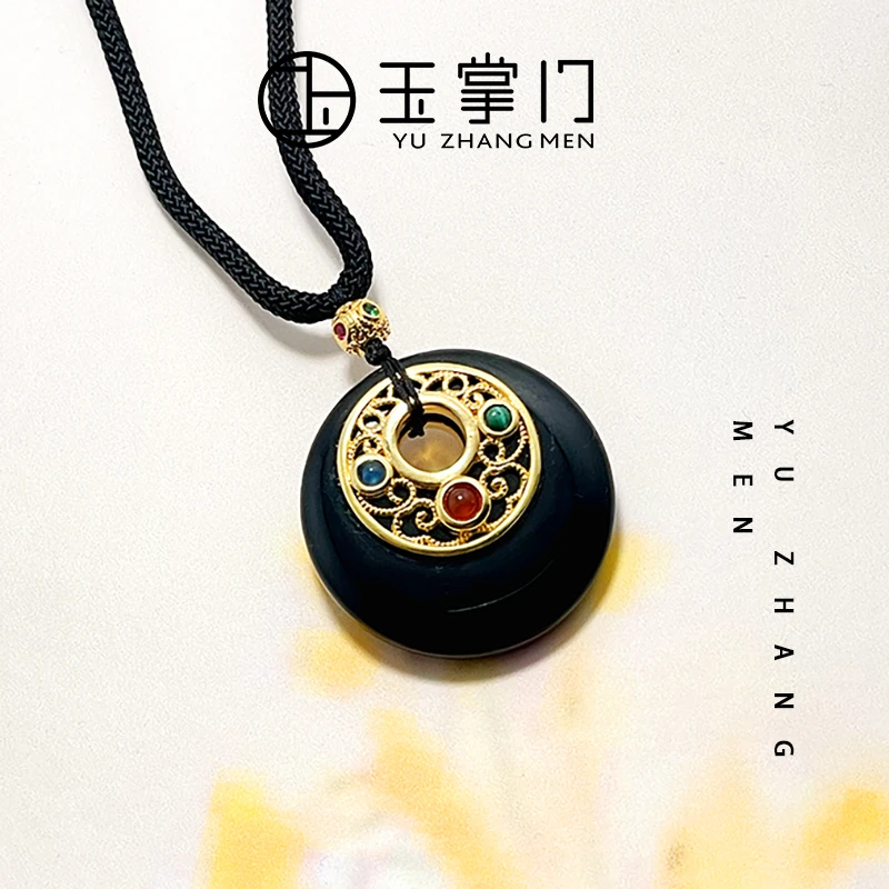 玉掌门-FL798-18K金镶嵌和田玉花好月圆吊坠