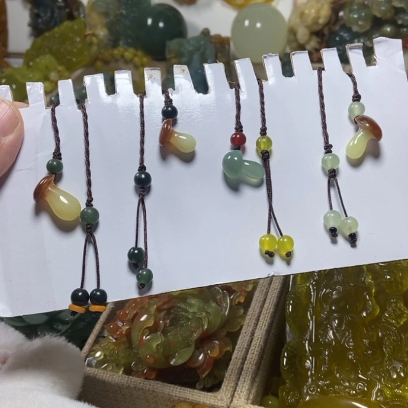 【闪购商品】未镶嵌蛇纹石玉颈饰