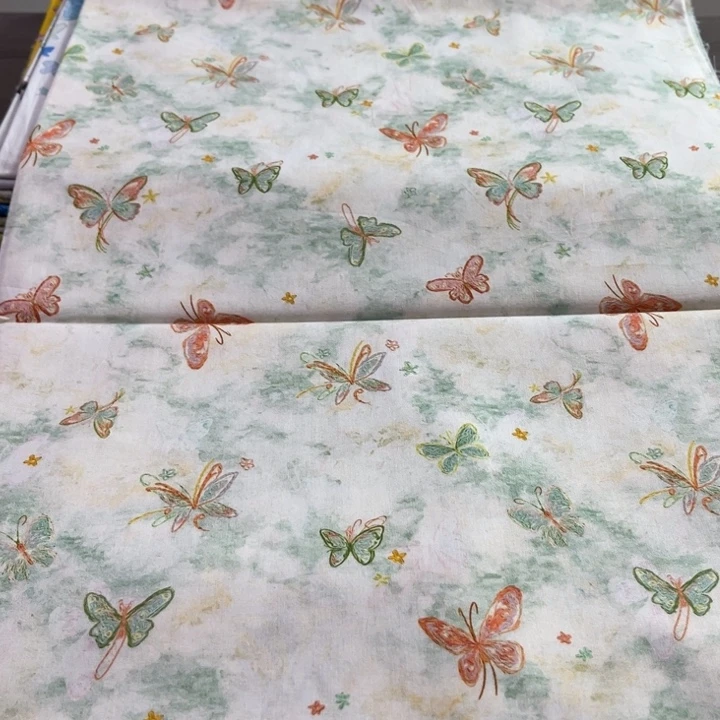 棉 彩铅蝶 60支数码印花全棉府绸1.45幅宽 一米价