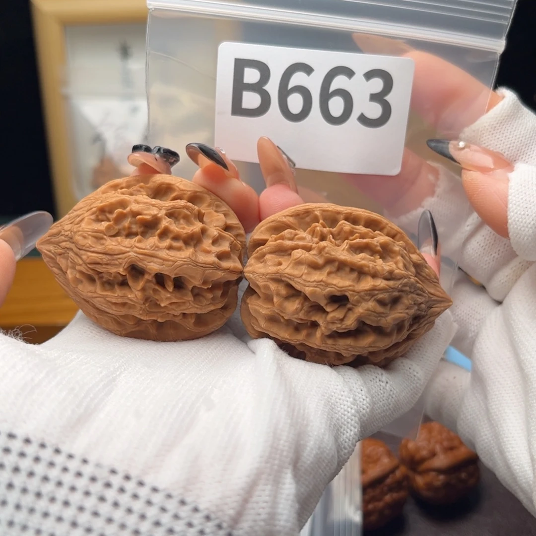 把件文玩核桃40大沽石b663