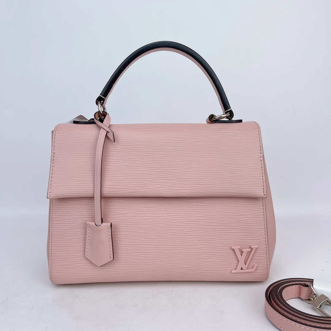 95新 LouisVuitton/路易威登 LV 粉色单肩包内标CA2155底26 K217