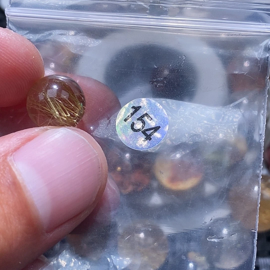 卿***我发晶手链未镶嵌天然水晶