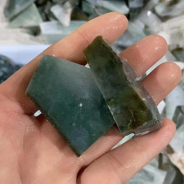 刚***H翡翠裸石翡翠毛料