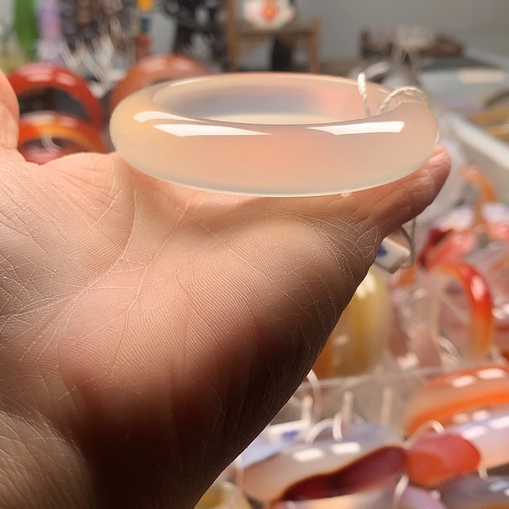 玛瑙/玉髓未镶嵌手镯