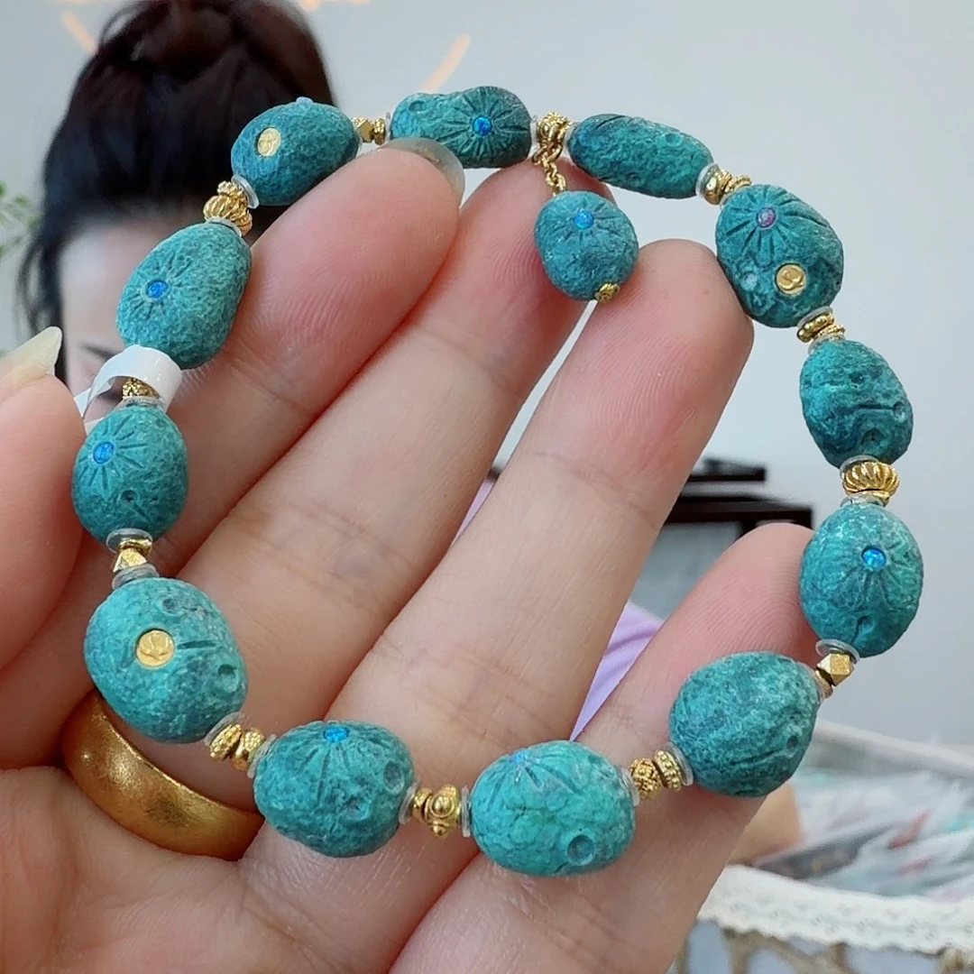 绿松石18K金镶嵌珠宝奇石