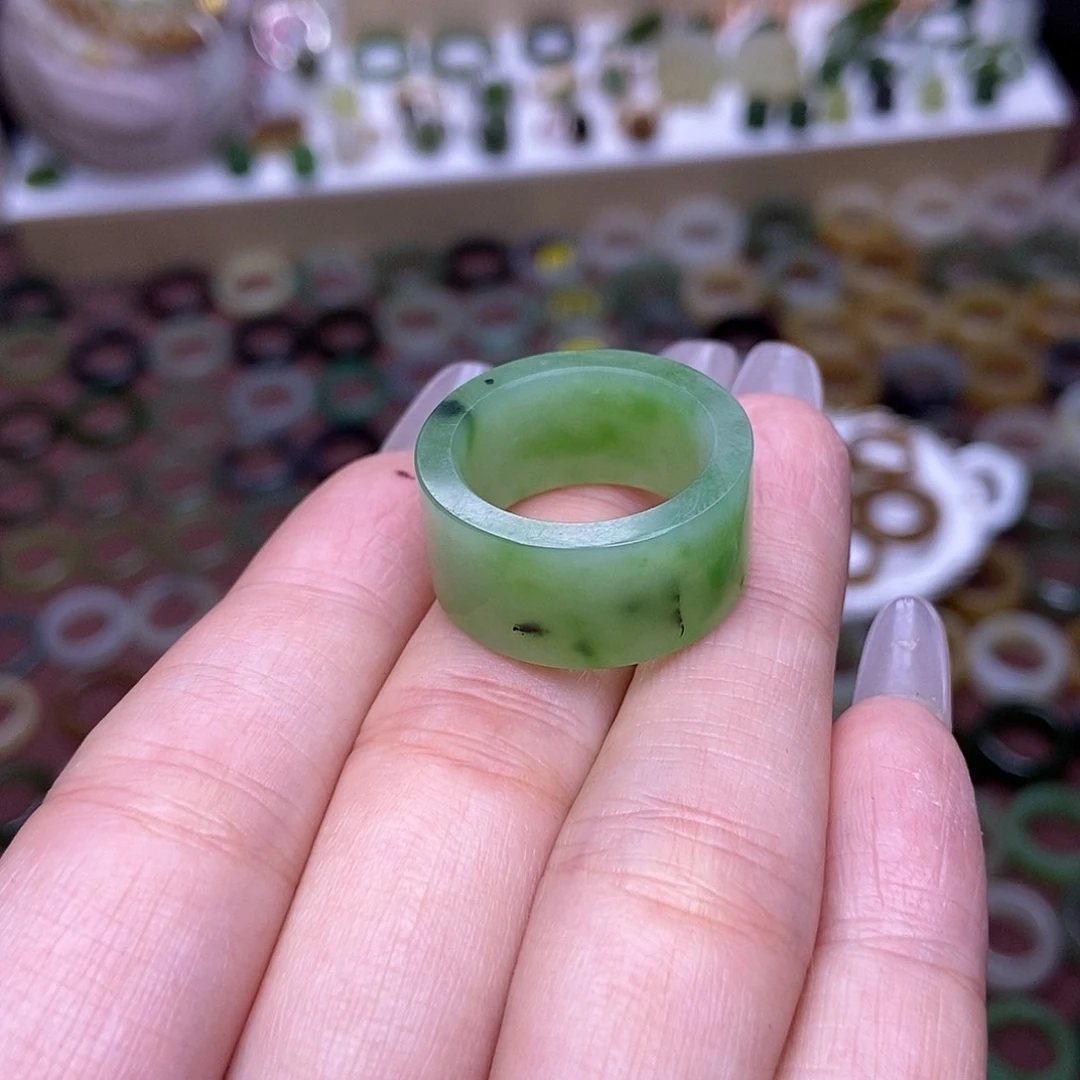 和田玉戒指未镶嵌18.2青苹果