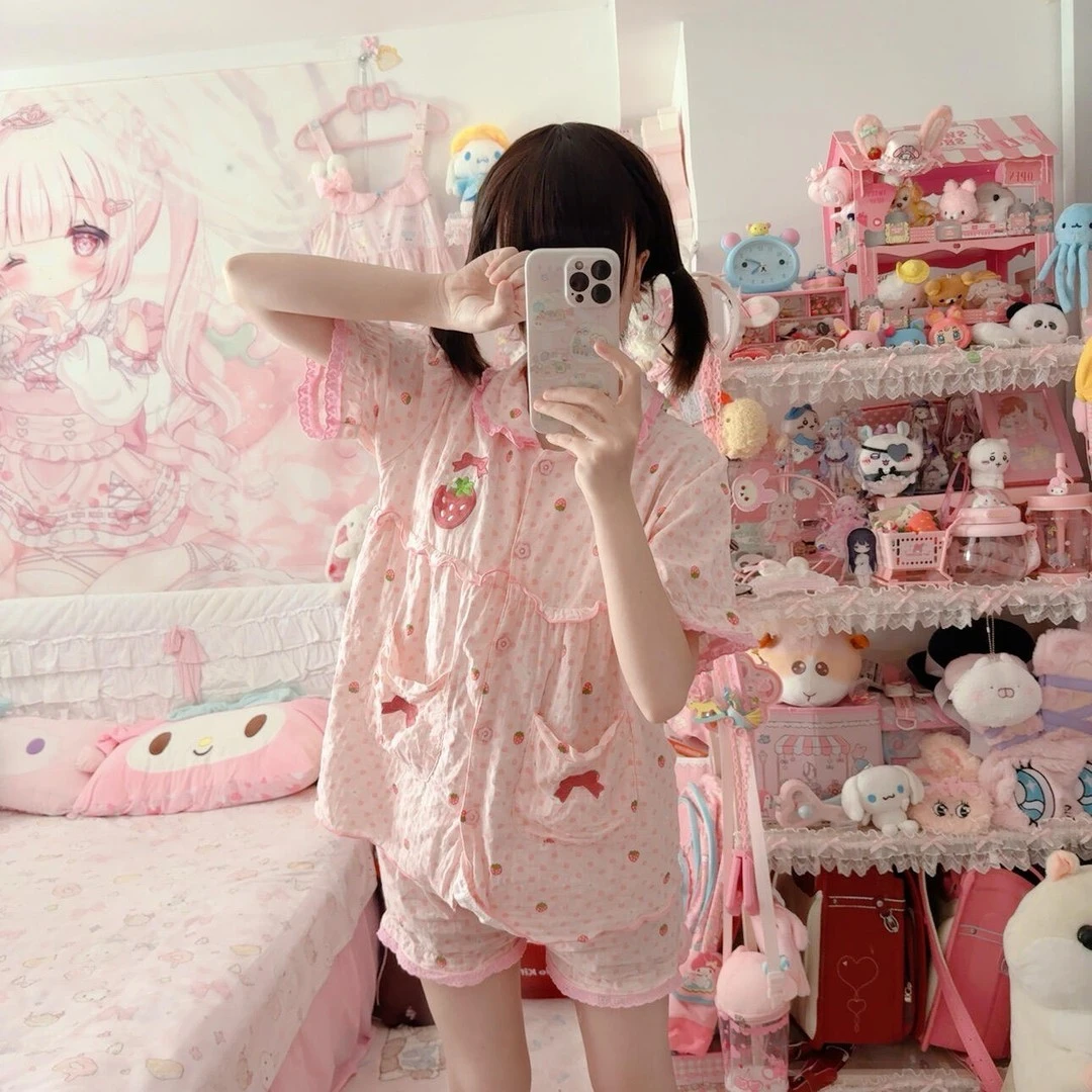 新刺绣草莓维密睡衣秋季长袖公主风娃娃领小个子女爆款2025新款