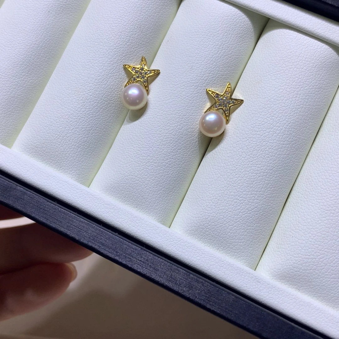 淡水珍珠银S925镶嵌耳饰