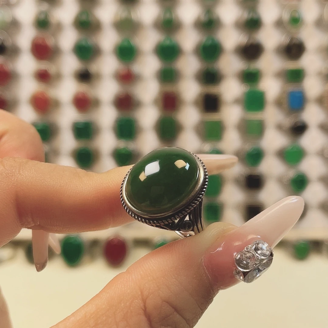 银S925镶嵌戒指和田玉新****》