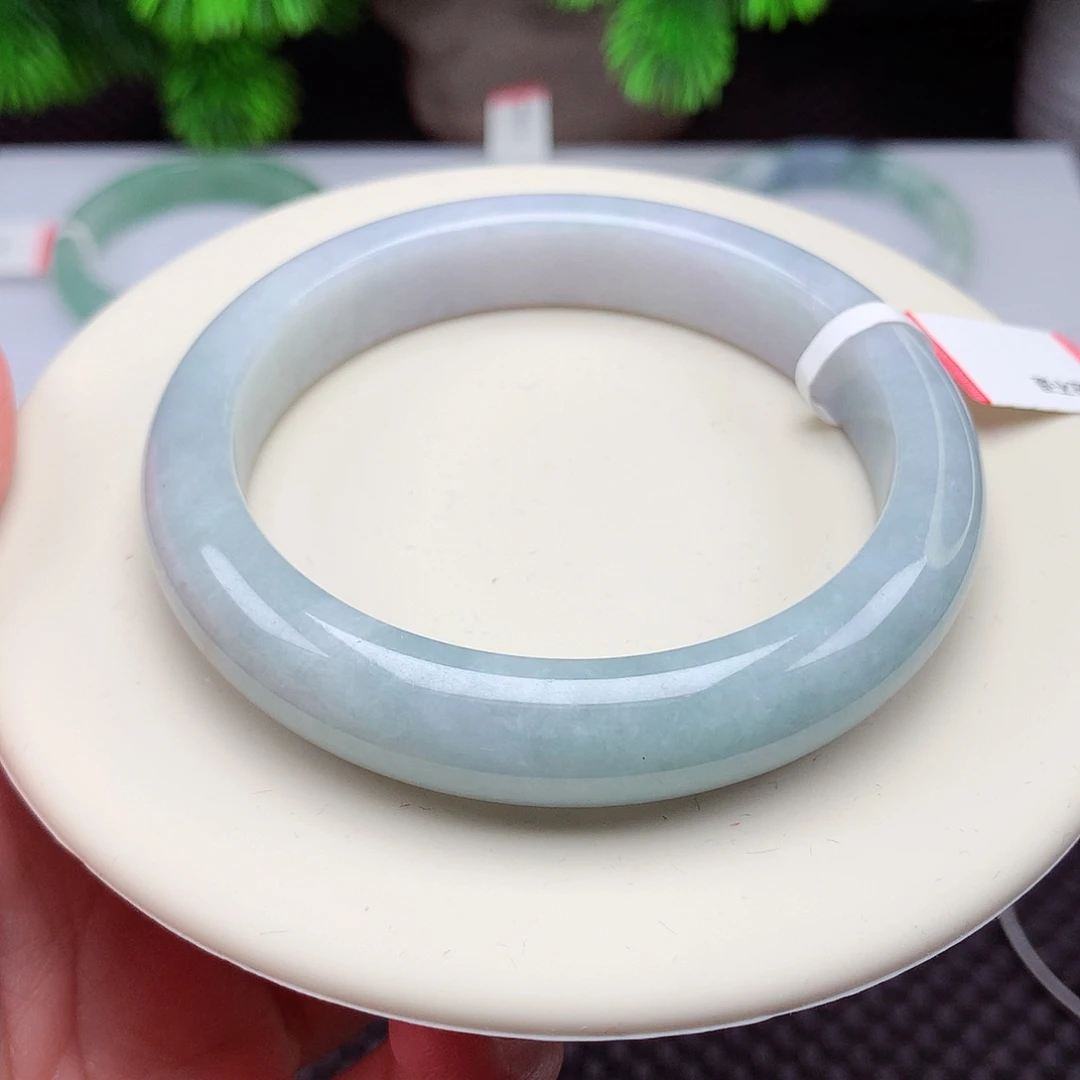 翡翠未镶嵌手镯58圈