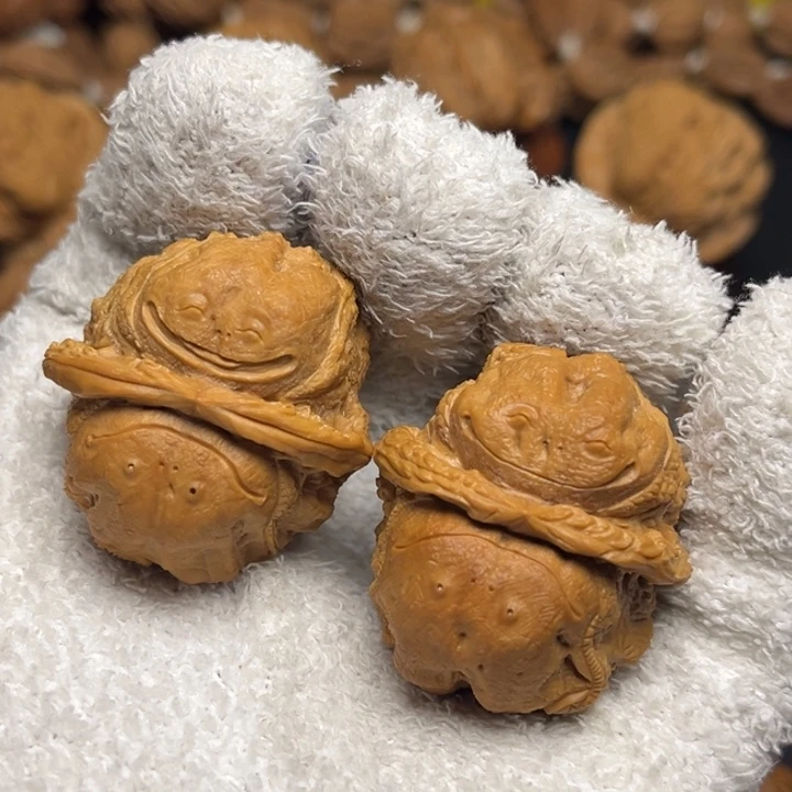 文玩核桃把件35尺【喜乐小丑蛙】