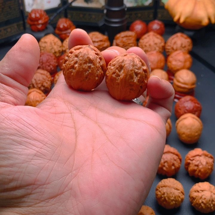 桃核把件野生小手捻