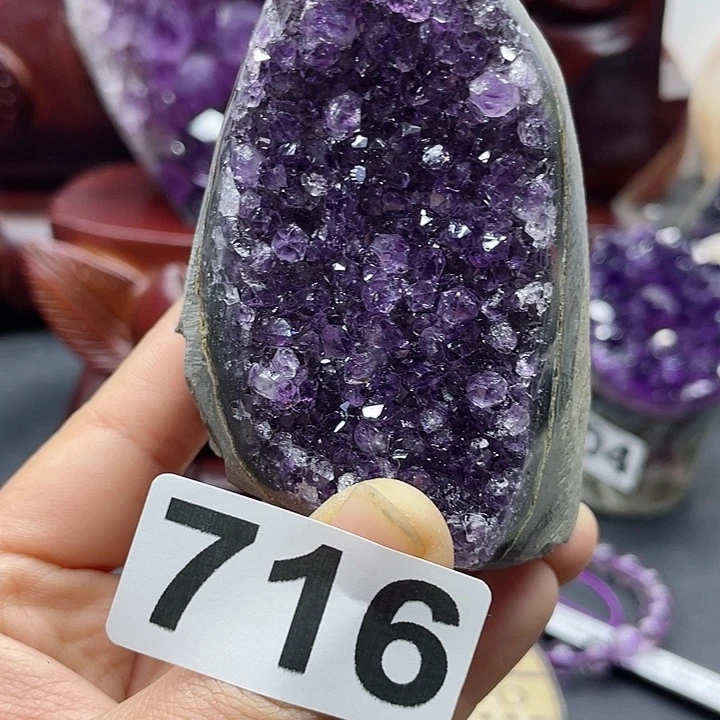 水晶大型摆件（非配饰）未镶嵌