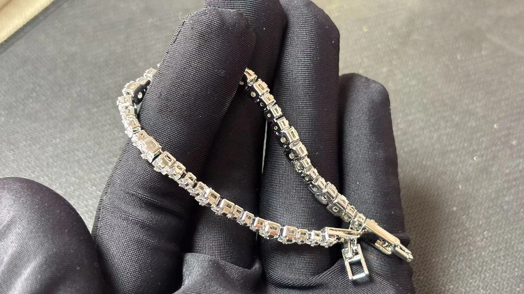 C51-禾遇镶嵌精工手链