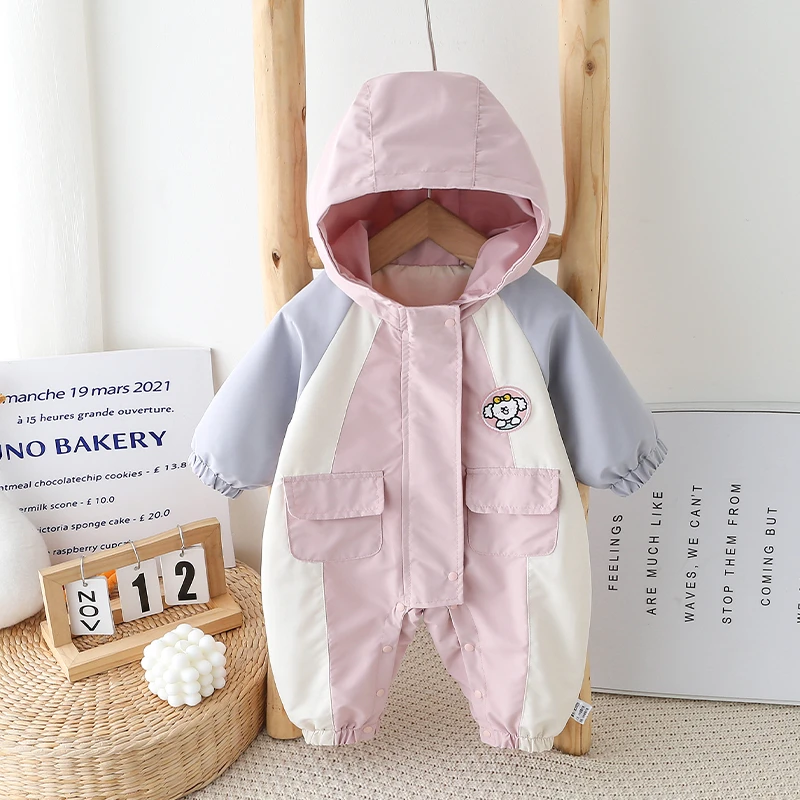 婴儿秋季新款连体衣新生儿女宝宝春装外套超萌洋气满月百天外出服