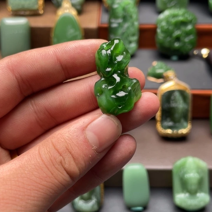 和田玉挂件未镶嵌