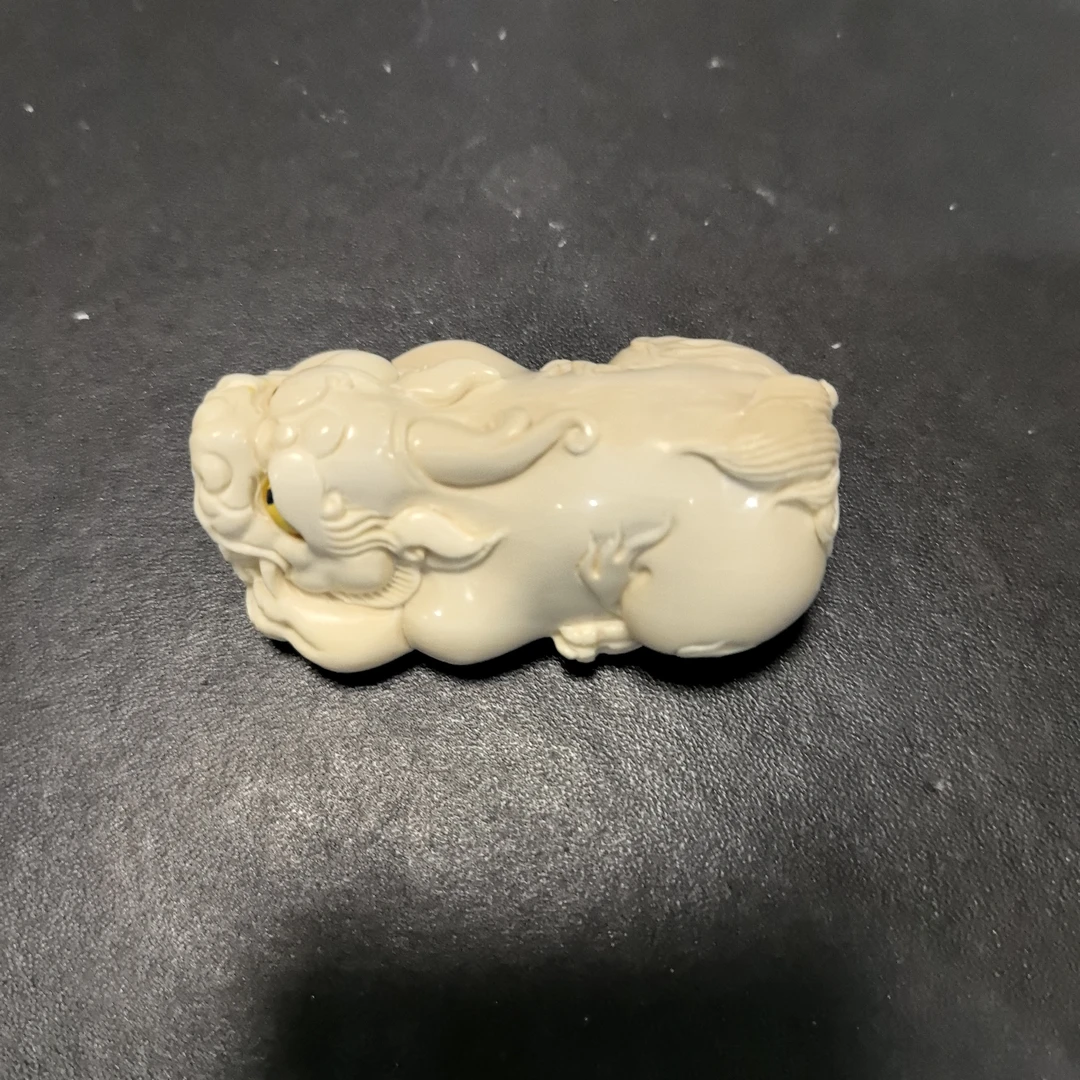 猛犸约66.3克雕刻件ZL1570