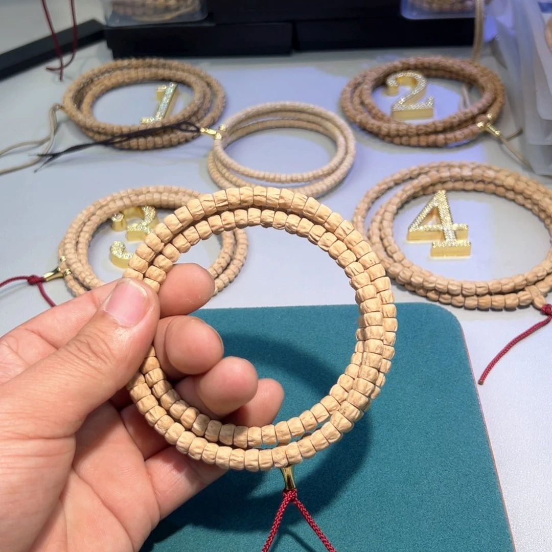 柏香籽/百香籽吊坠N****.