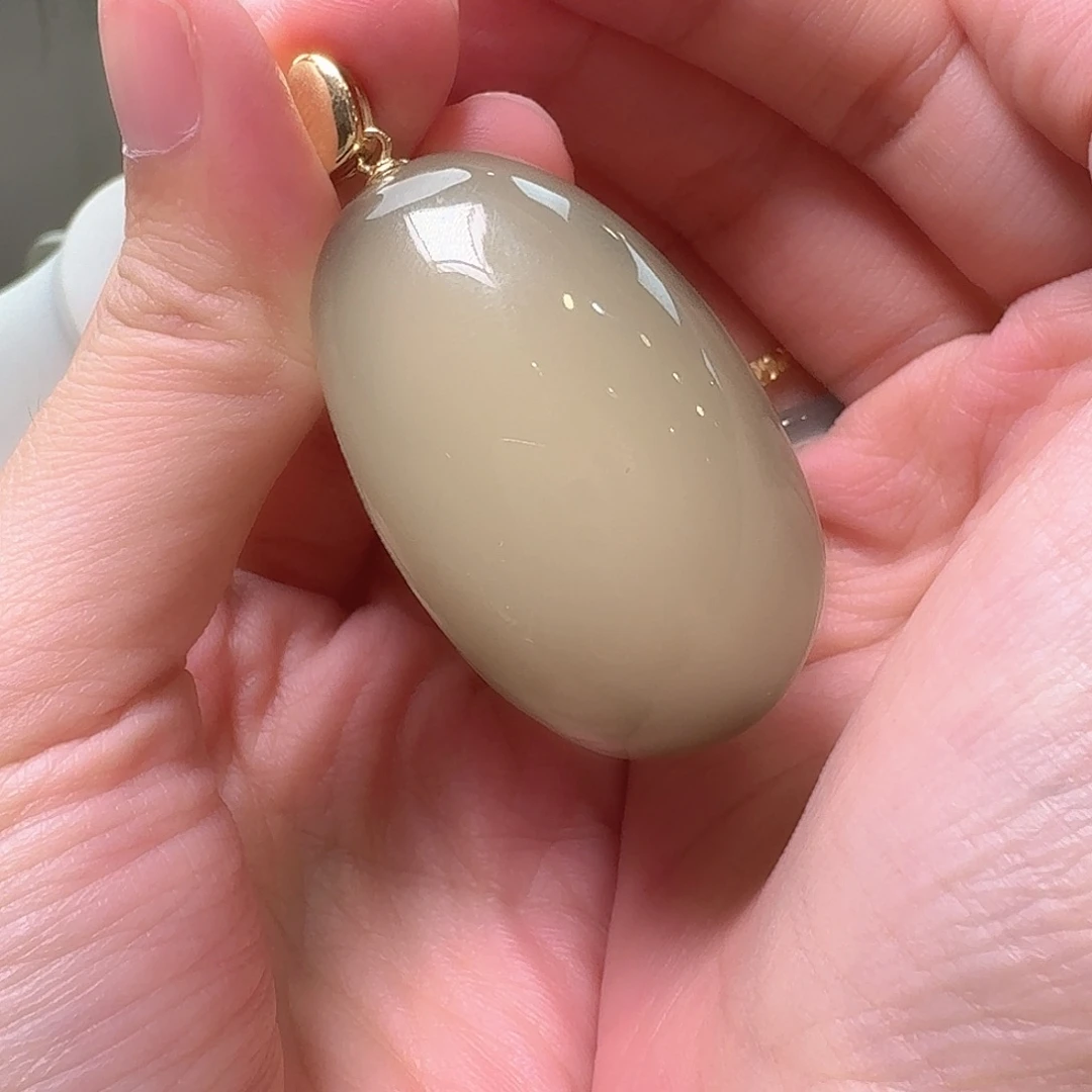 琥珀未镶嵌颈饰吊坠
