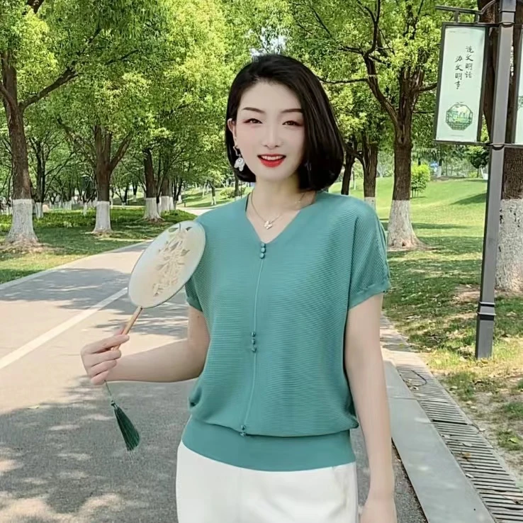 夏季薄款显瘦V龄休闲莱赛尔桑蚕丝短袖T恤气质透气宽松百搭