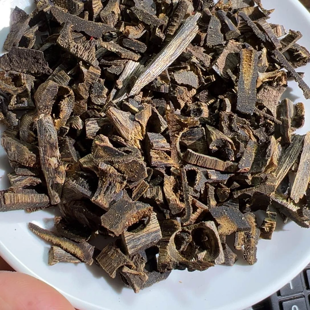 沉香手把件绿奇楠熏香碎料30克