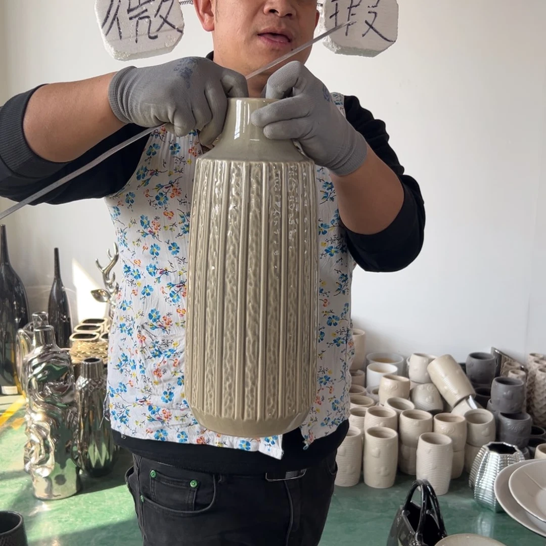 摆件76 号高中低温陶瓷工艺瓶（部分微瑕）