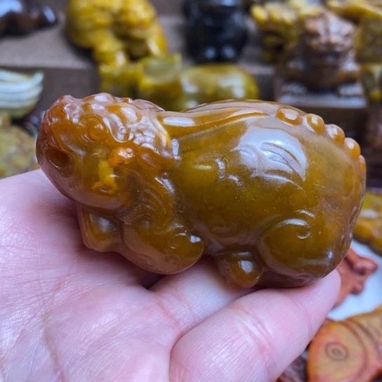 蛇纹石玉未镶嵌颈饰128