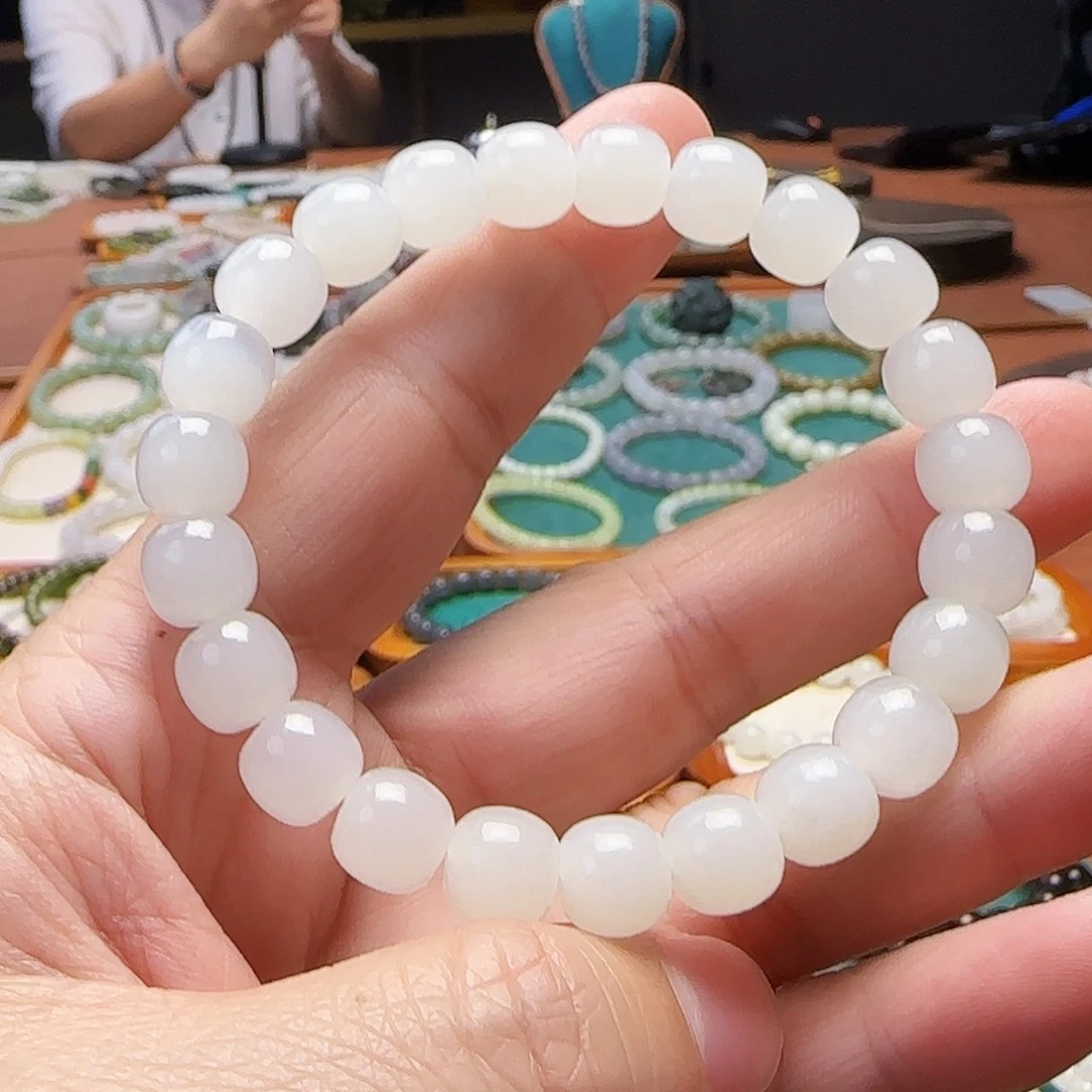 和田玉未镶嵌手链