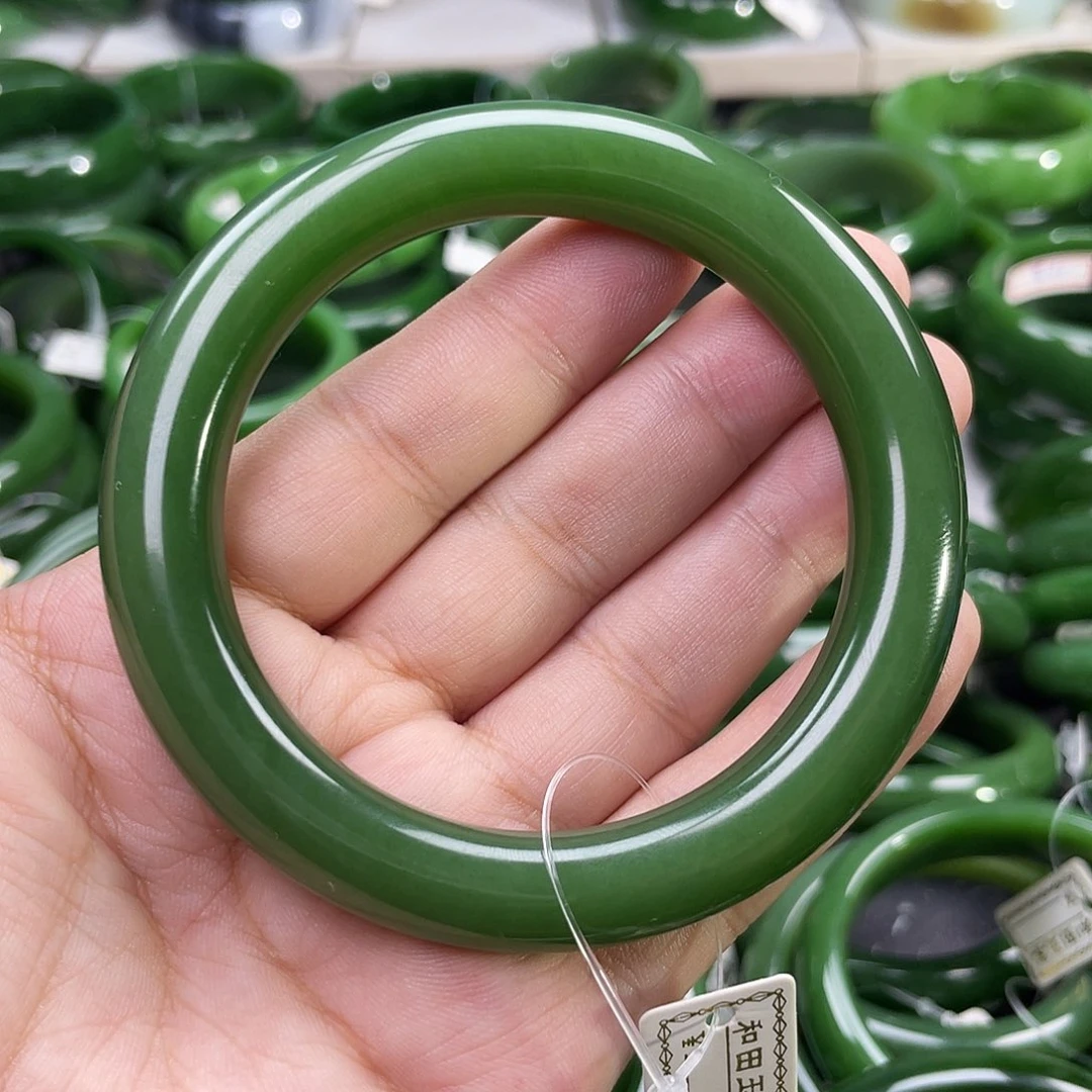 未镶嵌手镯和田玉（碧玉）