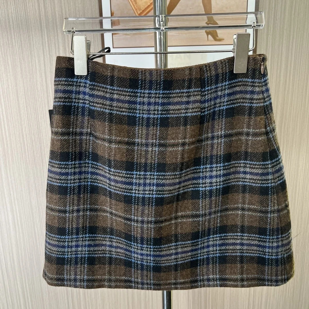 1068撤柜DS新款高腰格子秋冬显瘦设计直筒半身裙半裙裙子格纹短裙